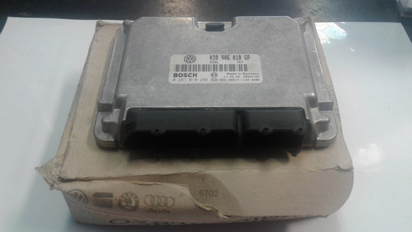 038906018GP--038906018J Engine control / unit ecu motor VW Golf 4 1L9 TDI 110 AHF