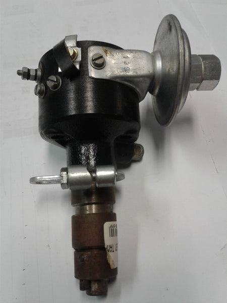 0231112031  DISTRIBUTOR Volvo 544 122 1-237-121-129//// 1958/1961