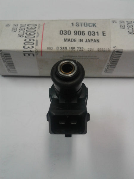 030906031E Fuel Injector