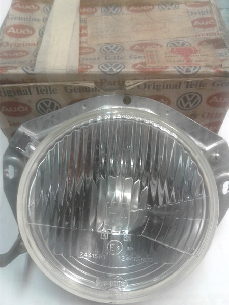 861941753A Halogen Headlight