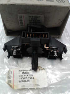 6U0819755 ENGINE FAN SWITCH