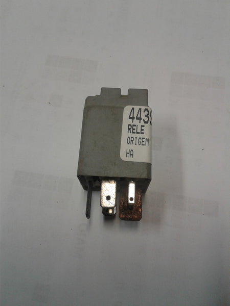 443951253L Contact close relay