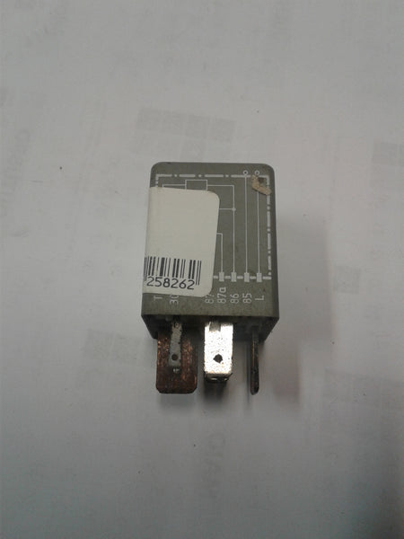 443951253L Contact close relay