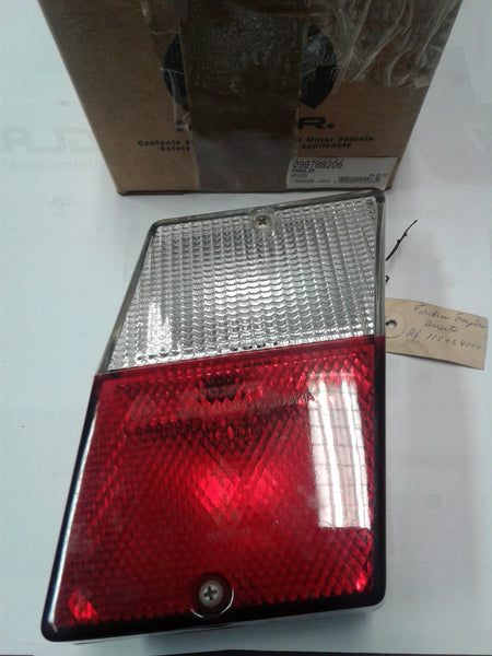 098788206 tail lights with reversing and fog lights RIGHT