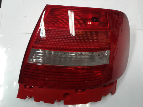 8D0945096F  RIGHT REAR LAMP LIGHT