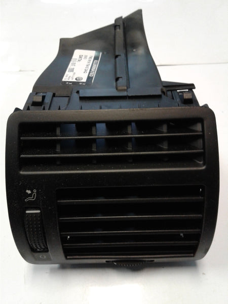 7M3819704G 2AQ heater and ventilation outlets 7M3819704E 2AQ