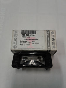 2D0943021A MERCEDES SPRINTER VW LT 95-06 NUMBER PLATE LAMP LIGHT