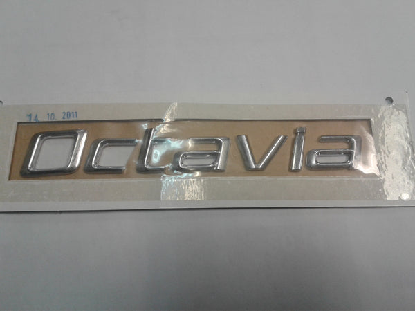 1Z0853687K 739  logo  octavia chrome