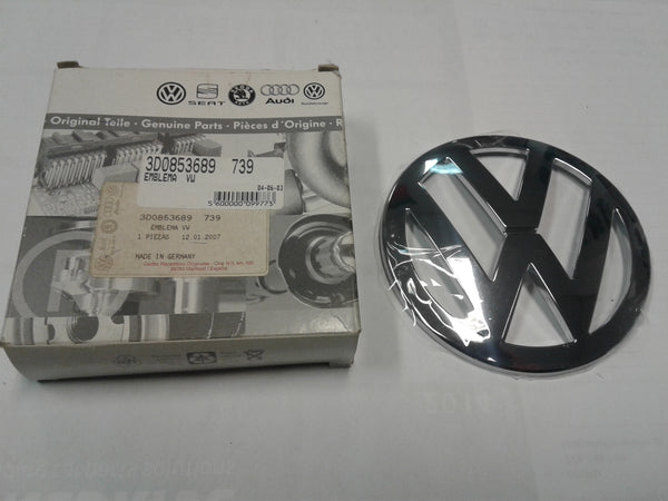 3D0853689 739 VW emblem