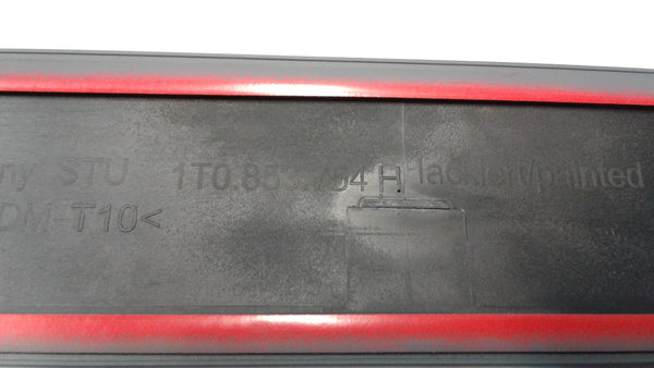 1T0853754H GRU - RIGHT REAR DOOR MOULDING.