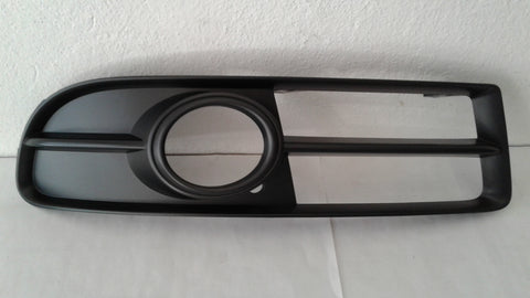 8E0807682G 01C - FRONT BUMPER FOG LIGHT GRILLE COVER.