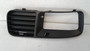 6K5853666 C04 - RIGTH FRONT BUMPER GRILL WITH FOG LIGTH COVER.