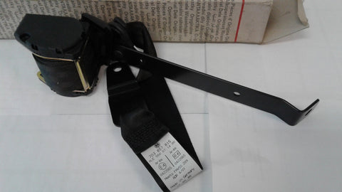 703857815 01C  Rear seatbelt, left from a Volkswagen Transporter