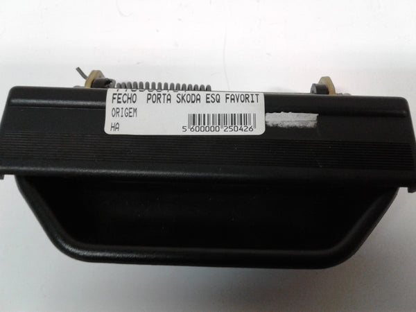 115988104 - DOOR HANDLE OUTER LEFT.